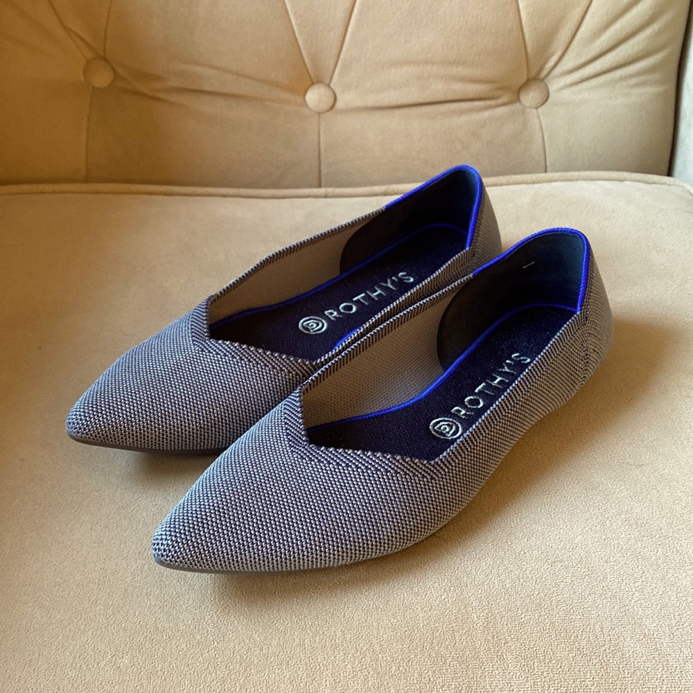 10.5 Grey “The Point” Rothys